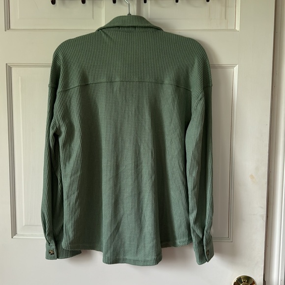 If It Were Me Waffle Knit Button Up Shirt Size S - Picture 4 of 8
